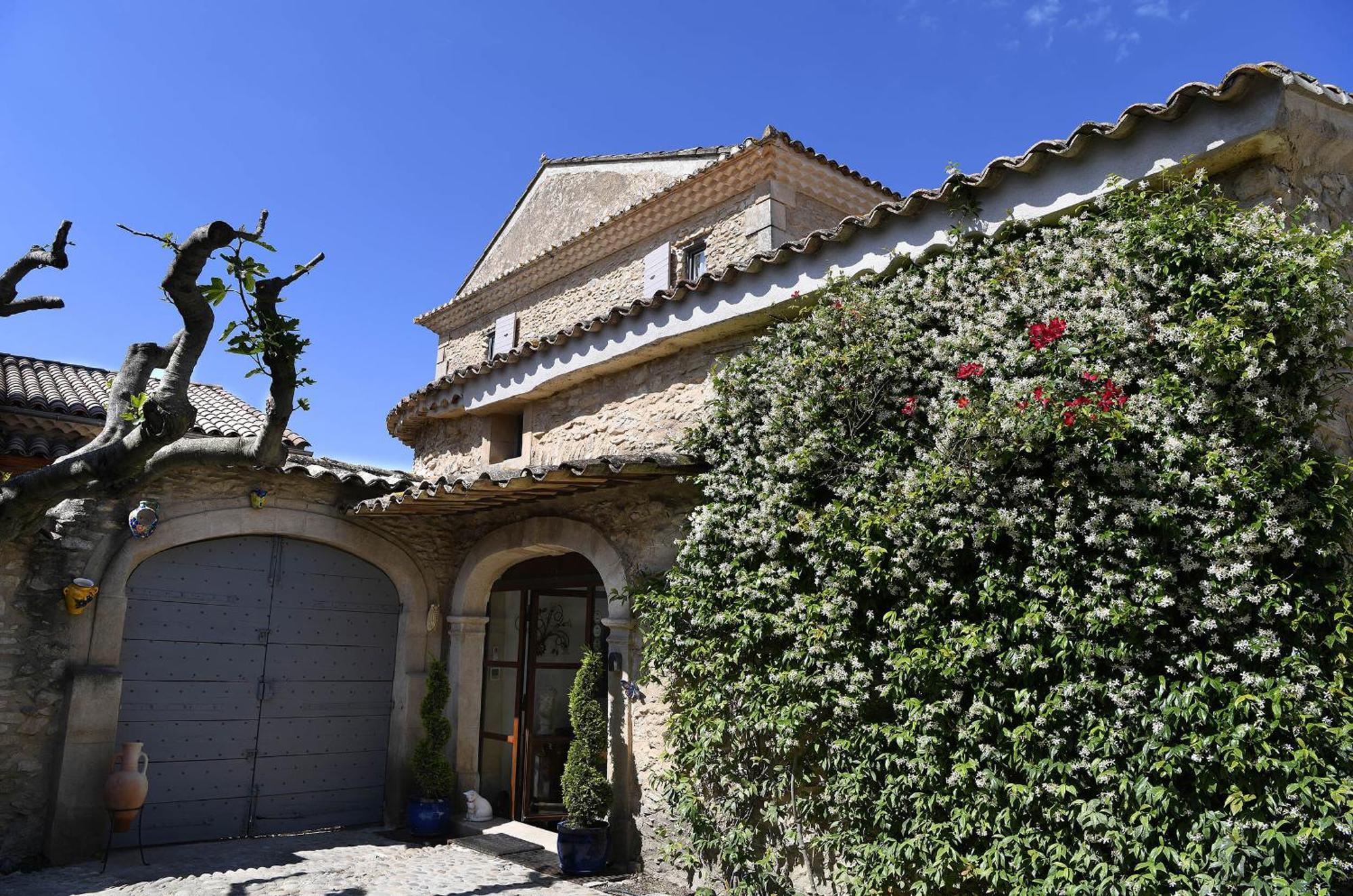 Bastide Des Demoiselles Bed & Breakfast Roussillon  Ngoại thất bức ảnh